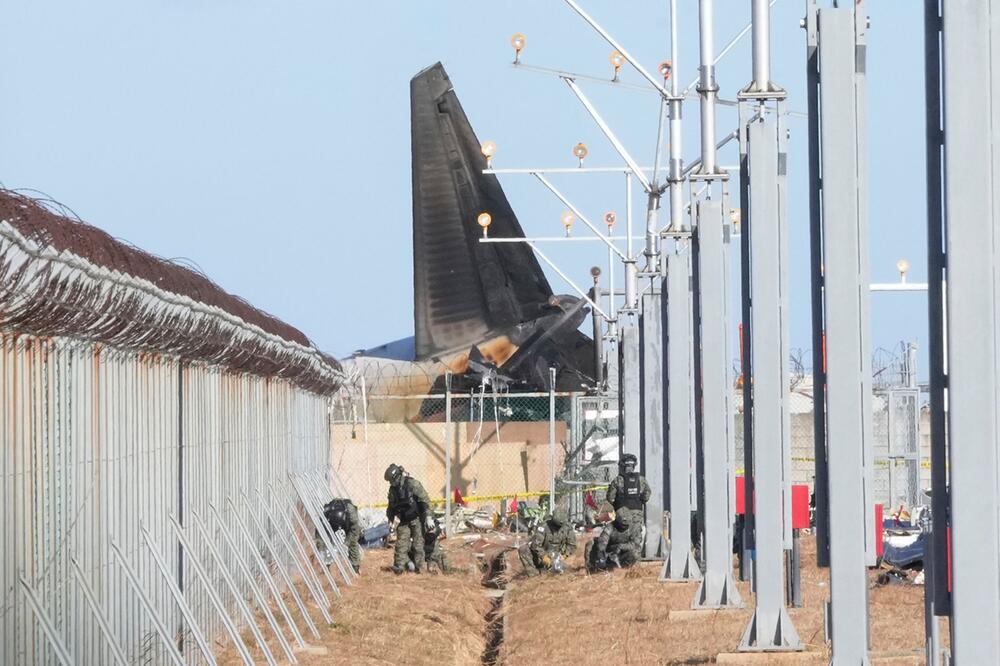 Passagierflugzeug in Südkorea verunglückt