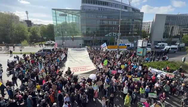 Protest gegen aktuelle Energiepolitik – Wirtschaftsministerin in der Kritik