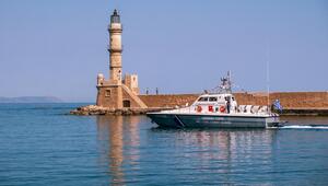 Ein Schiff der griechischen Küstenwache auf Patrouille
