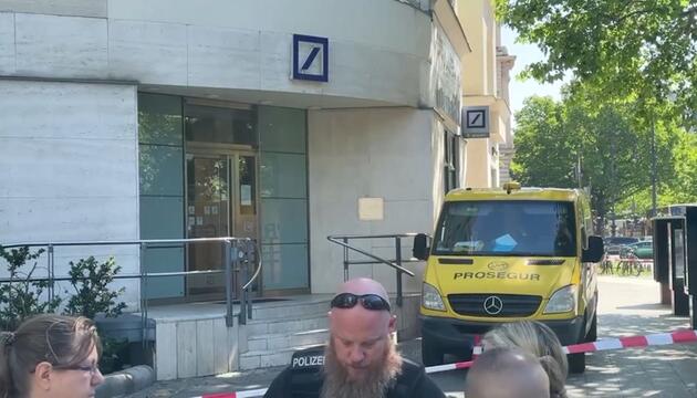 Versuchter Geldtransporter-Überfall in Berlin: Schüsse und Verfolgungsjagd