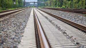 Zug kollidiert mit Betonplatten - Staatsschutz ermittelt