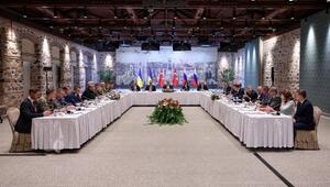 Ukraine-Krieg - Verhandlungen in Istanbul