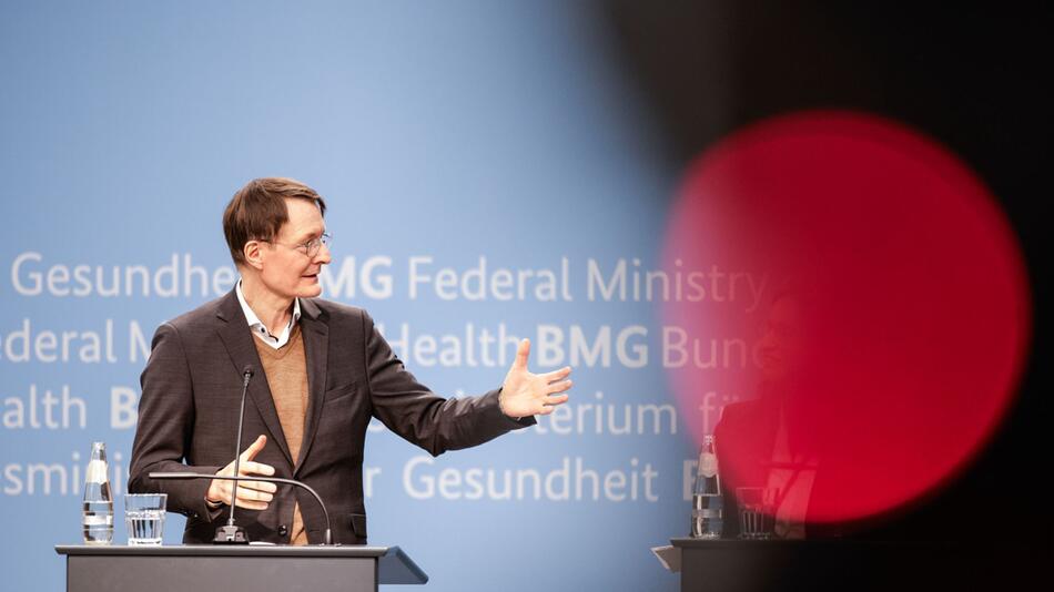 Bundesgesundheitsminister Lauterbach Pressekonferenz