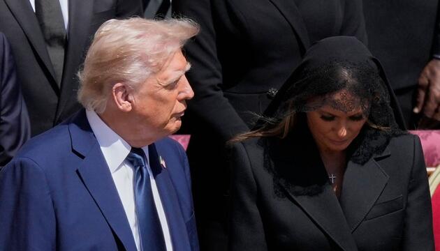 Trump bei Papst-Beisetzung