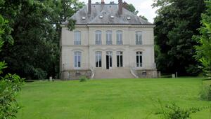 Lagerfelds "Villa Louveciennes" bei Paris wird versteigert