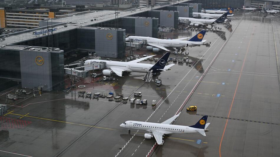 Lufthansa am Flughafen Frankfurt am Main