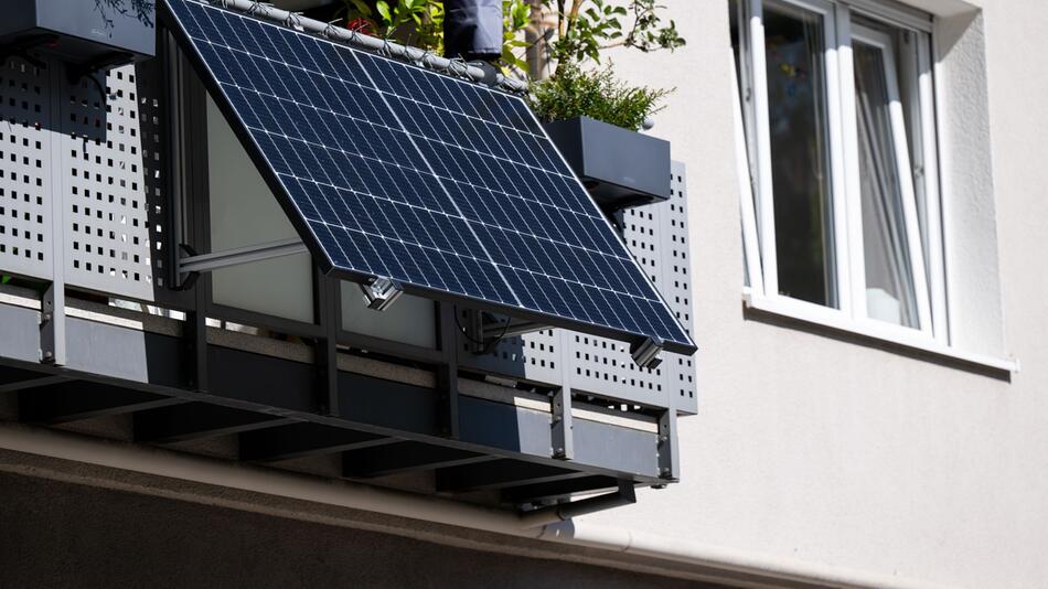 Stecker-Solaranlage für den Balkon