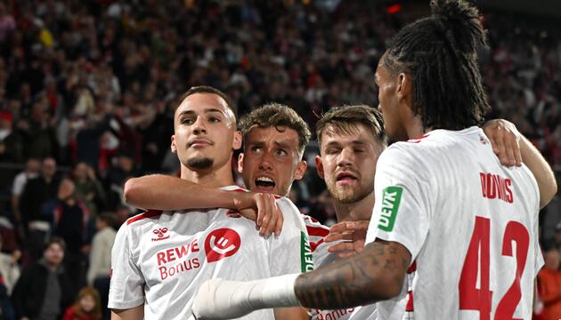 1. FC Köln jubelt